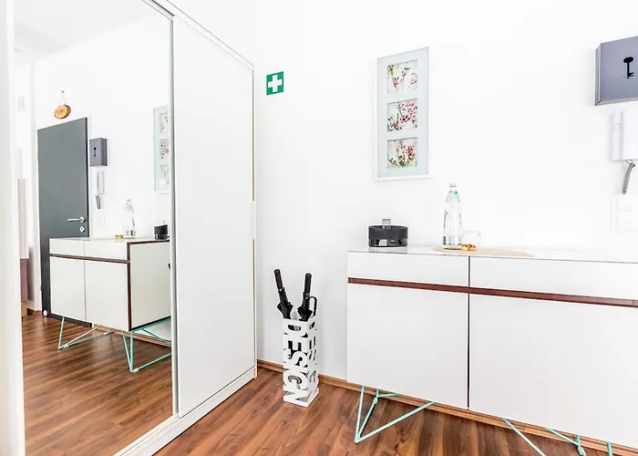 Mar - Simmering Apartment *